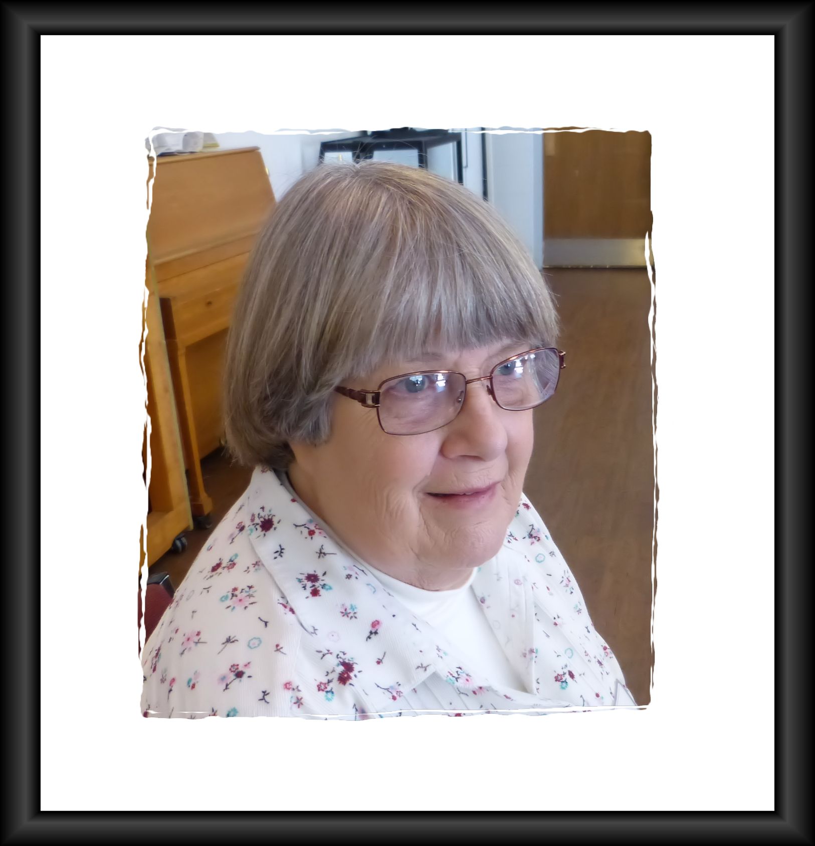 Loreta_Framed Loreta_Framed